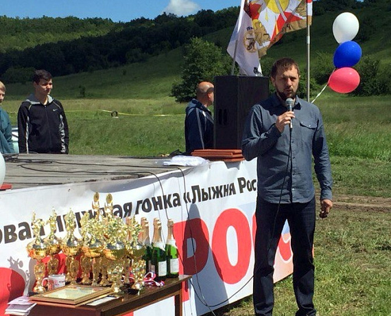 Курские соратники провели турнир по мотокроссу в День России
