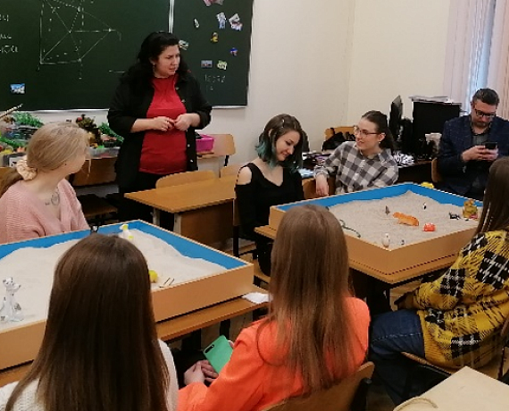 Александром Огневым проведен мастер-класс для клинических психологов и соцработников
