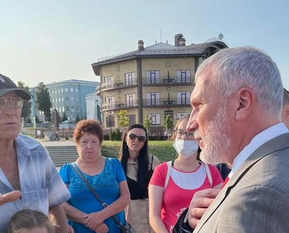 Жители Сарапула рассказали Алексею Журавлеву о проблемах города