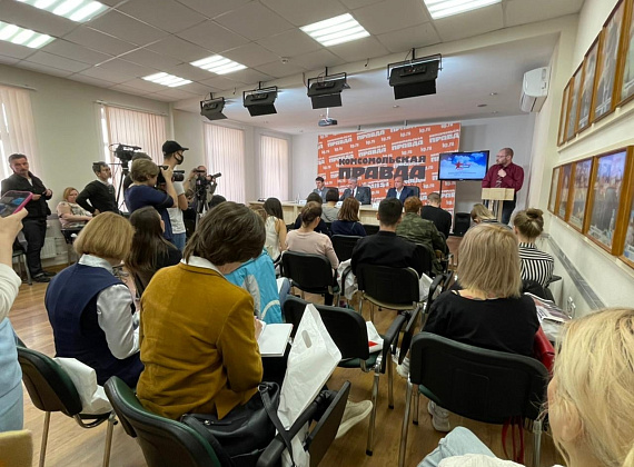 Пресс-конференция Алексея Журавлева в "Комсомольской правде" (Санкт-Петербург, 31.05.2021)