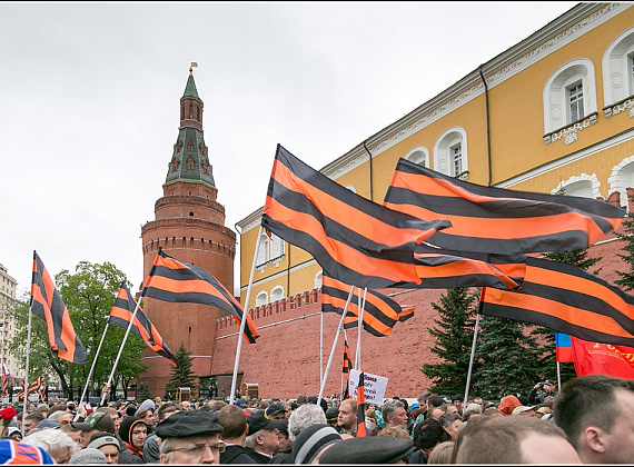 "РОДИНА" в Александровском саду почтила память погибших в Одессе, 5 мая 2014 г. (галерея 1)