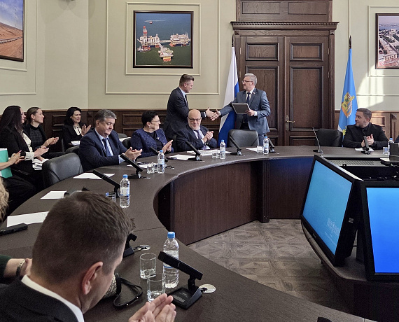 БЛАГОТВОРИТЕЛЬНУЮ ПОМОЩЬ ВЛАДИМИРА СУХАРЕВА ВЫСОКО ОЦЕНИЛИ НА РЕГИОНАЛЬНОМ УРОВНЕ