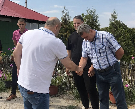 Любомир Радинович посетил Каменский район Воронежской области