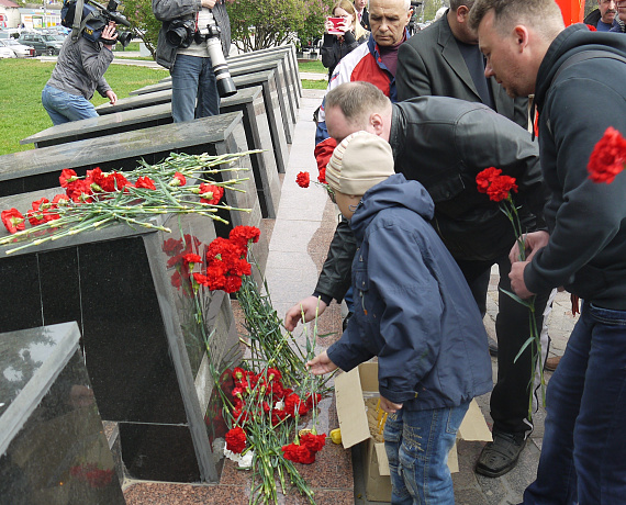 Тульская "РОДИНА" почтила память погибших в Одессе