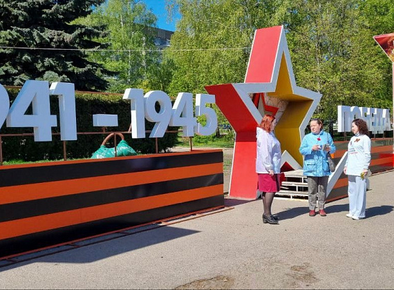 Алексей Журавлев поздравил жителей Тамбовской области с праздником Великой Победы, 06.05.2022