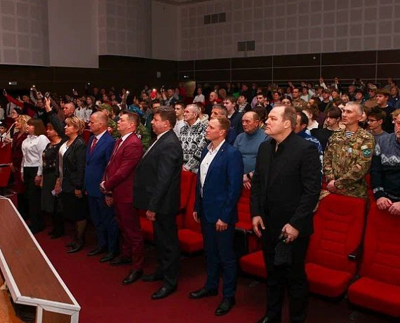 Соратники "РОДИНЫ" приняли участие в организации патриотической акции "Народ и армия едины"