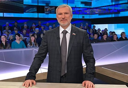 Алексей Журавлев: Генсек НАТО вспомнил о своей обязанности - клянчить деньги!