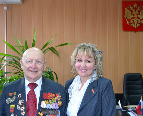 Саратовские партийцы провели акцию, посвящённую 70-летию победы