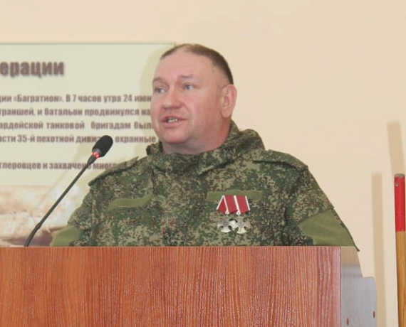 Командир БАРС 3 "Родина" принял участие в Дне Казанского танкового училища