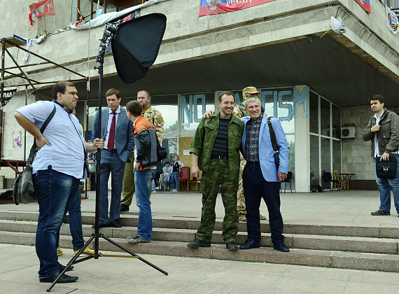 Алексей Журавлёв в Донецке: пресс-конференция, общение с прессой, интервью (часть 2), 12 июня 2014 г.