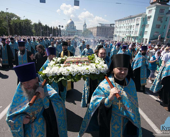 Курские соратники приняли участие в крестном ходе