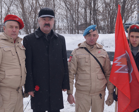Казанские партийцы провели серию уроков мужества для молодых россиян