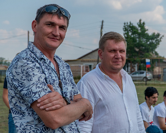 Сергей Смышляев вручил призы участникам спортивного праздника, посвященного Дню физкультурника