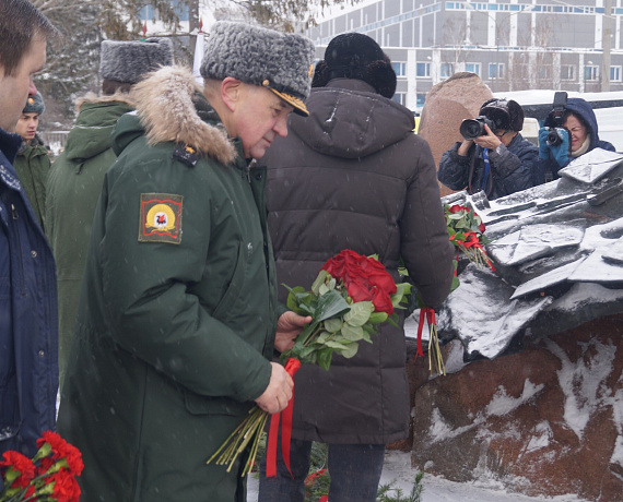 Казанские партийцы провели серию уроков мужества для молодых россиян