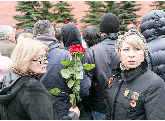 "РОДИНА" в Александровском саду почтила память погибших в Одессе, 5 мая 2014 г. (галерея 1)
