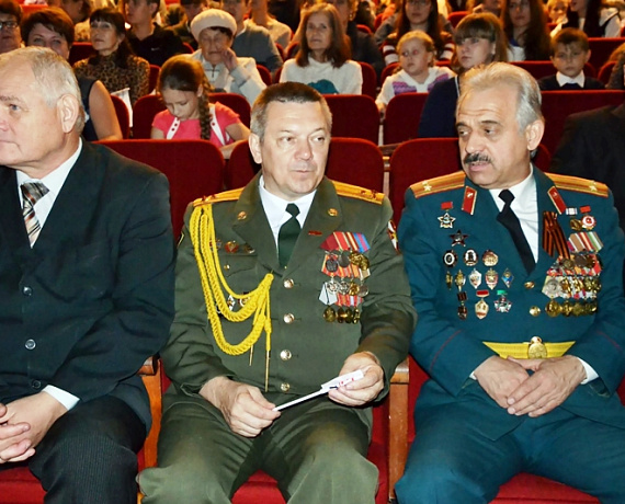 Фёдор Юрий поздравил молодёжное военно-патриотическое объединение с юбилеем