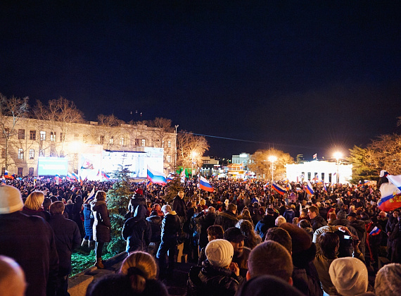 Митинг в Севастополе после референдума, выступление Алексея Журавлёва и Антона Тицкого, 16 марта 2014 г.