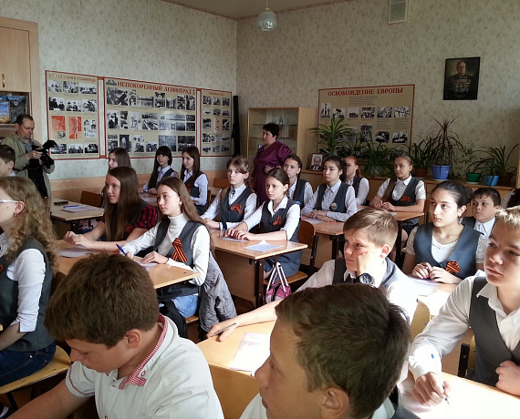 Самарская "РОДИНА" приняла участие в проведении урока "Пишем фронтовые письма"