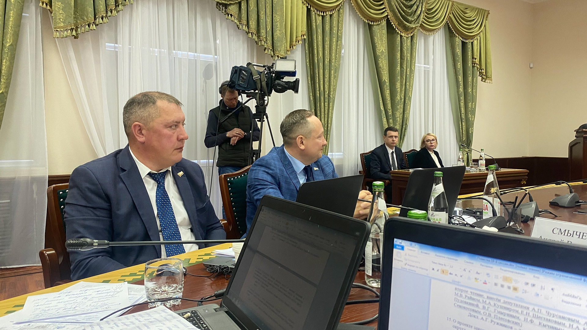Андрей Ружников принял участие в 19-й сессии Собрания депутатов НАО