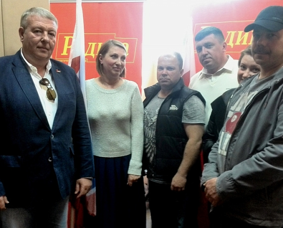Евгений Хаванов посетил заседание местного отделения партии в Тихвинском районе