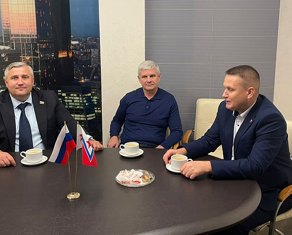Геннадий Селебин доложил Рылееву и Лобзину о работе брянских партийцев