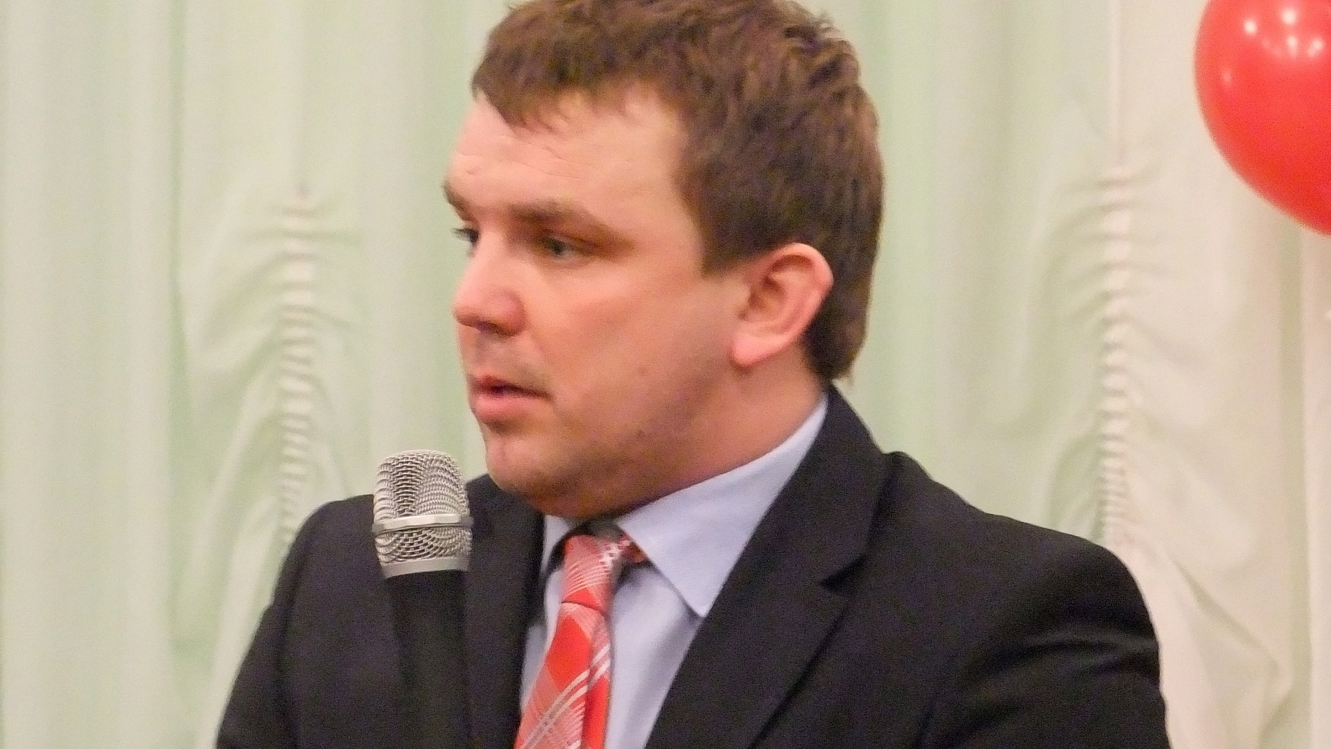 Депутат-родинец Новгородской областной Думы провёл встречу с активом округа   