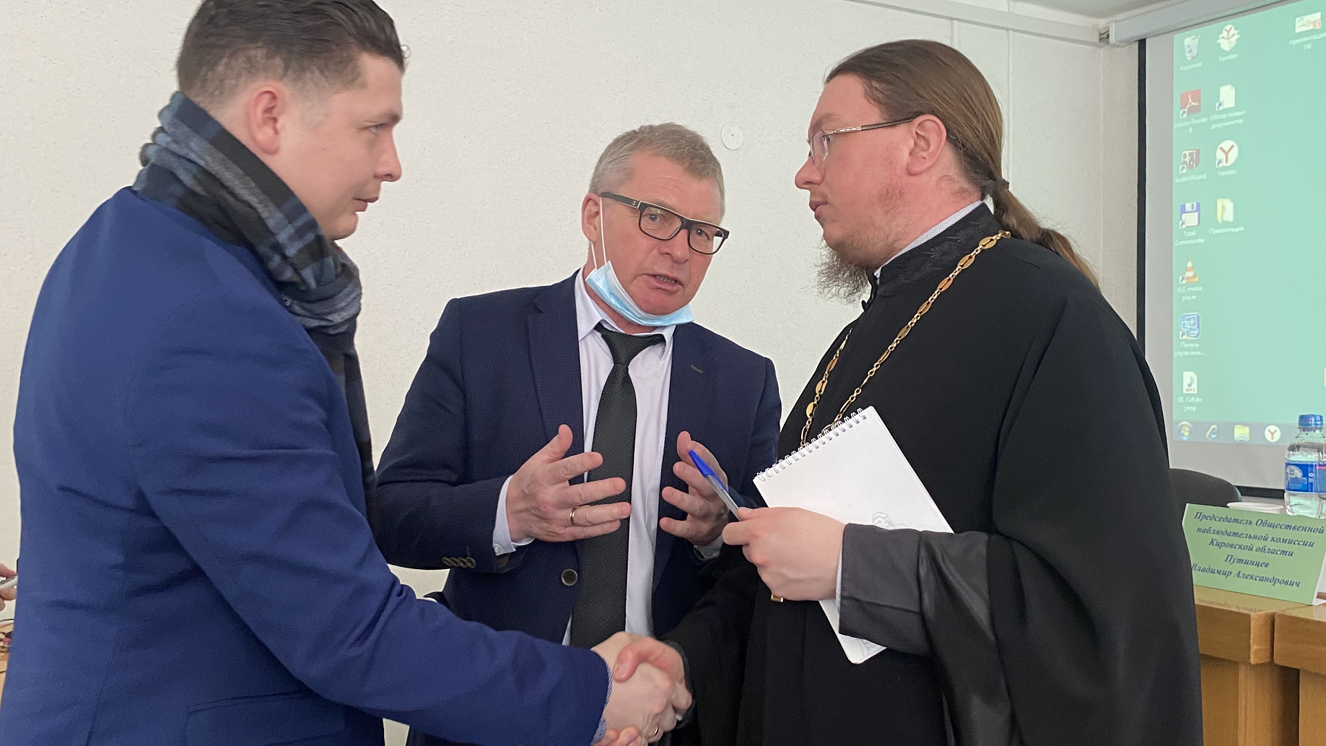 Федор Лугинин выступил на круглом столе Общественной наблюдательной комиссии