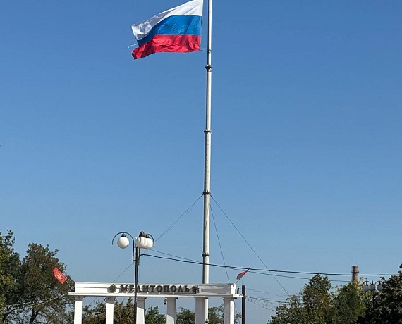 Фёдор Лугинин посетил подшефный детский дом в Мелитополе