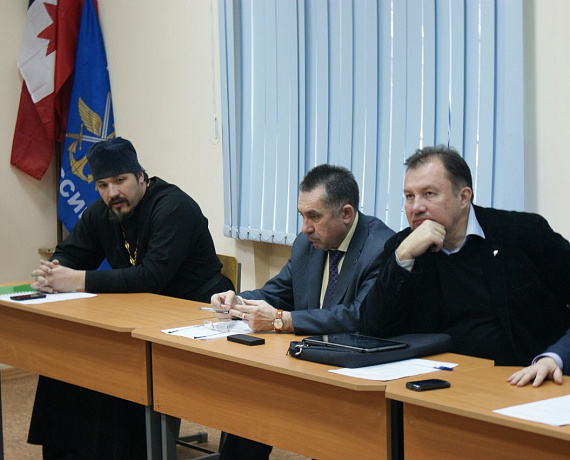 Ижевские партийцы обсудили итоги киевского госпереворота