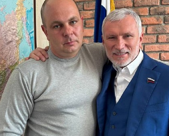 Алексей Журавлев встретился с председателем реготделения на Кузбассе Артемом Матвеевым