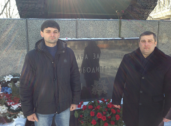 Алексей Рылеев возложил цветы к мемориалу воинов-освободителей Крыма, 2 февраля 2014 г.