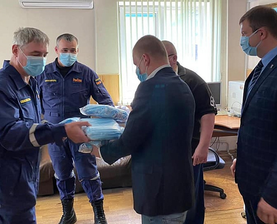 Лактюшин передал медицинские маски коллективу Раменской службы спасения и антикризисного реагирования