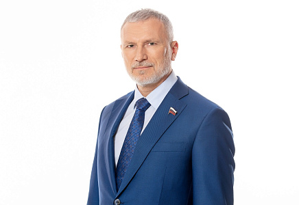 Алексей Журавлев: С Китаем мы мосты возводим, а на Украине – громим!