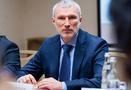 Журавлев: Чиновники и их компьютеры не понимают, как это - выдать деньги людям?