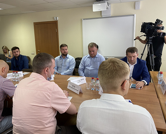 Воронежская "РОДИНА" приняла участие в круглом столе в Общественной палате региона
