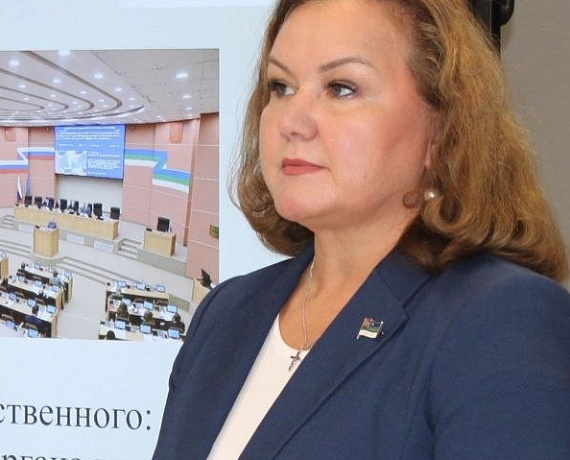 Елена Иванова провела уроки в школах
