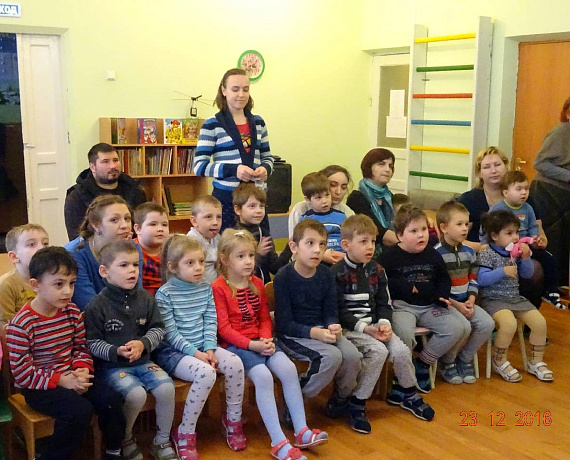 Партийцы провели серию новогодних утренников для малышей Новочеркасска
