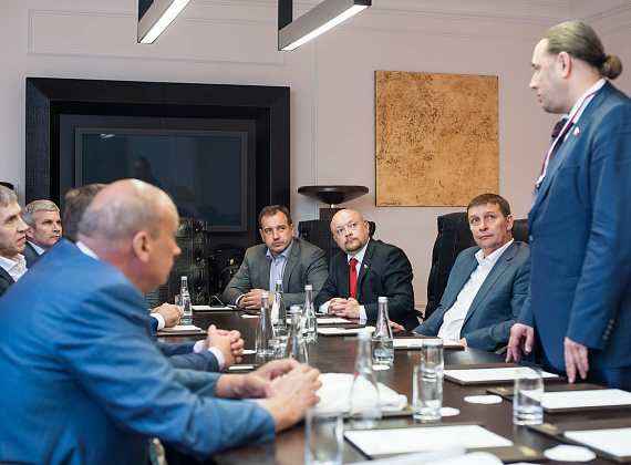 Журавлев представил Президиуму депутатов ГД, вступивших в партию "РОДИНА", 02.07.2016