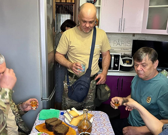 Журавлев - у матери "Гиви": Михаил должен быть отмечен высокой российской наградой