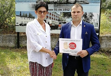 ПОЯВИЛИСЬ НОВЫЕ ПОДРОБНОСТИ КОНФЛИКТА ГЕНДИРЕКТОРА АО "КАЛИНОВСКИЙ ХИМИЧЕСКИЙ ЗАВОД" С ПРОФСОЮЗОМ