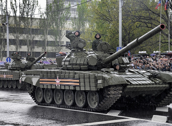Парад Победы в Донецке, 09.05.2015
