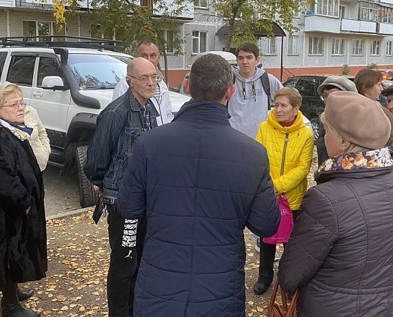 Клуб избирателей Вячеслава Илюхина проводит встречи с гражданами