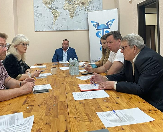 Подмосковные партийцы провели встречу с предпринимательским сообществом
