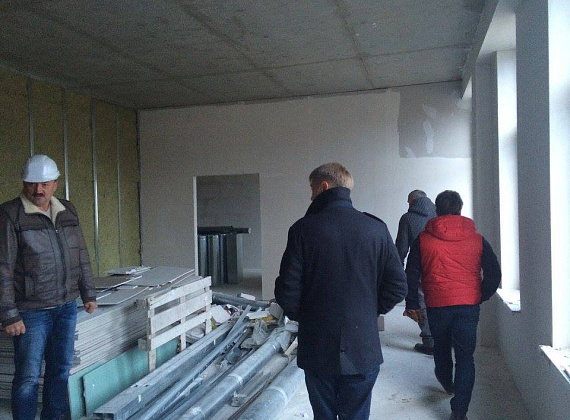 Алексей Журавлёв осмотрел стройплощадки соцобъектов в ПМР, 02.12.2014