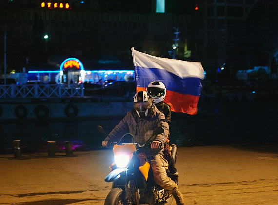 Митинг в Севастополе после референдума, выступление Алексея Журавлёва и Антона Тицкого, 16 марта 2014 г.