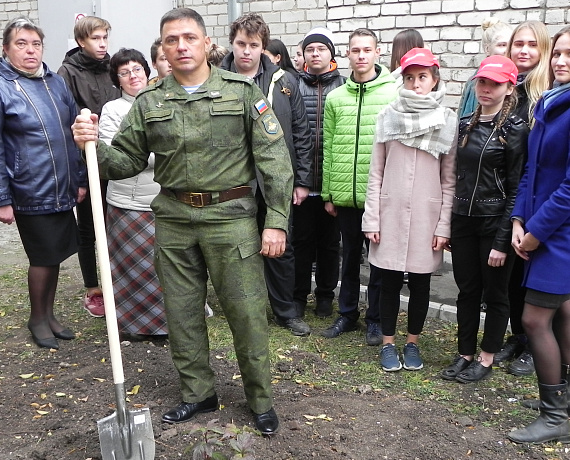 Самарские партийцы приняли участие в акции "Герои среди нас"