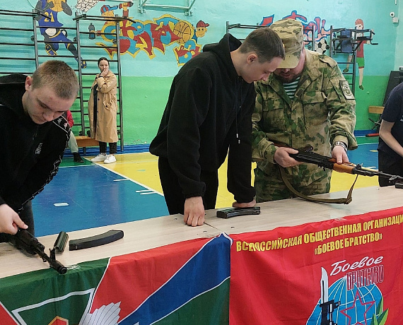Сергей Смышляев открыл военно-патриотический слет проекта "Воспитанные Родиной"