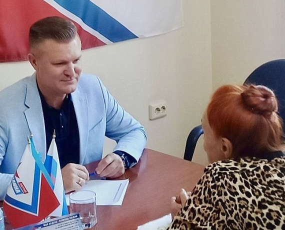 В общественной приемной Владимира Сухарева прошел плановый прием граждан