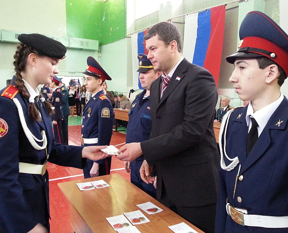 Самарская "РОДИНА" поздравила кадетов с наступающим Днём защитника Отечества