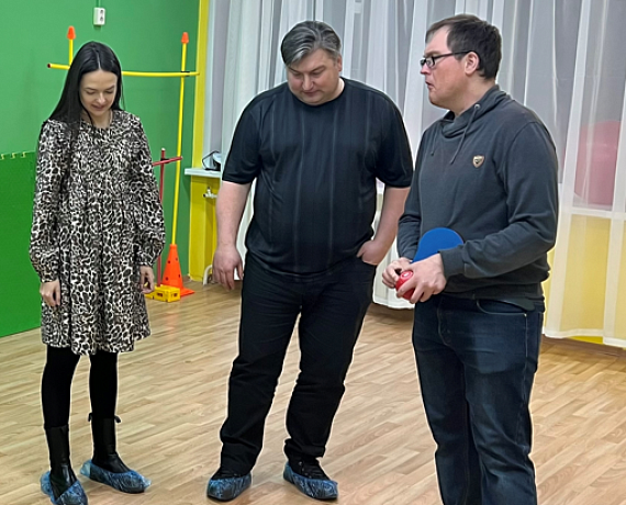 Кировские родинцы помогли чепецким паралимпийцам-боччистам